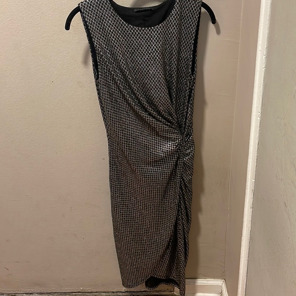 T  TAHARI Dress